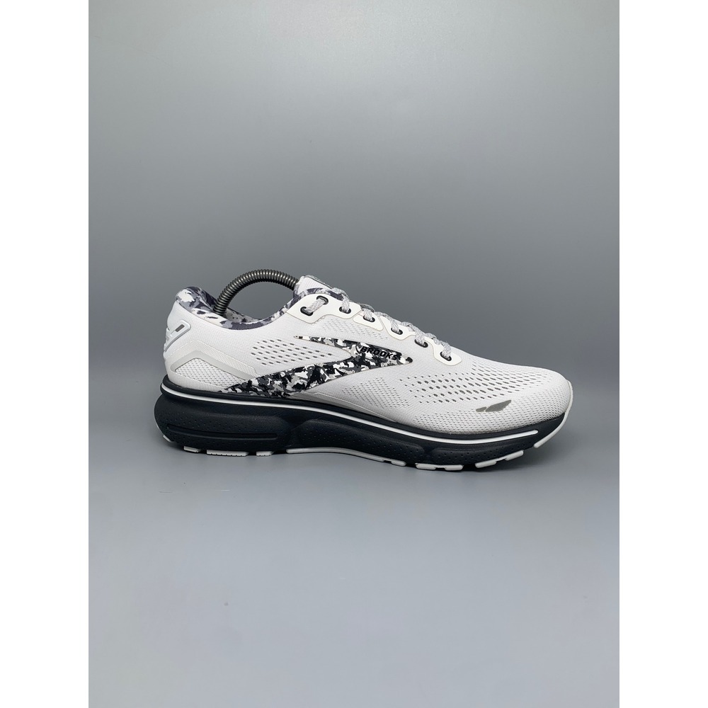 Brooks Ghost 15 White Black Grey Camo Running Shoes 1203801B149 Women's Sz 11 - Picture 7 of 10